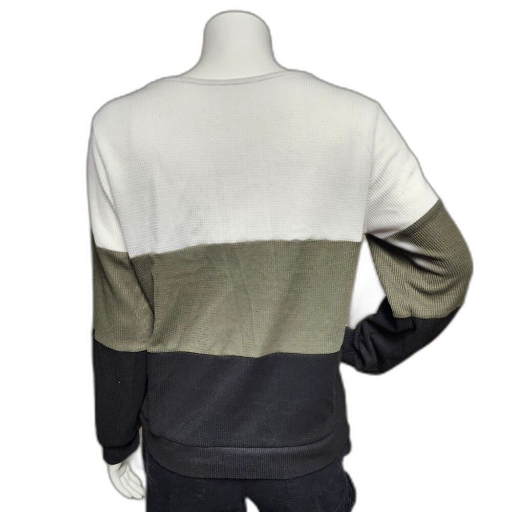 Emery Rose Colorblock Waffle Knit Button-Neck Top - Picture 2 of 5